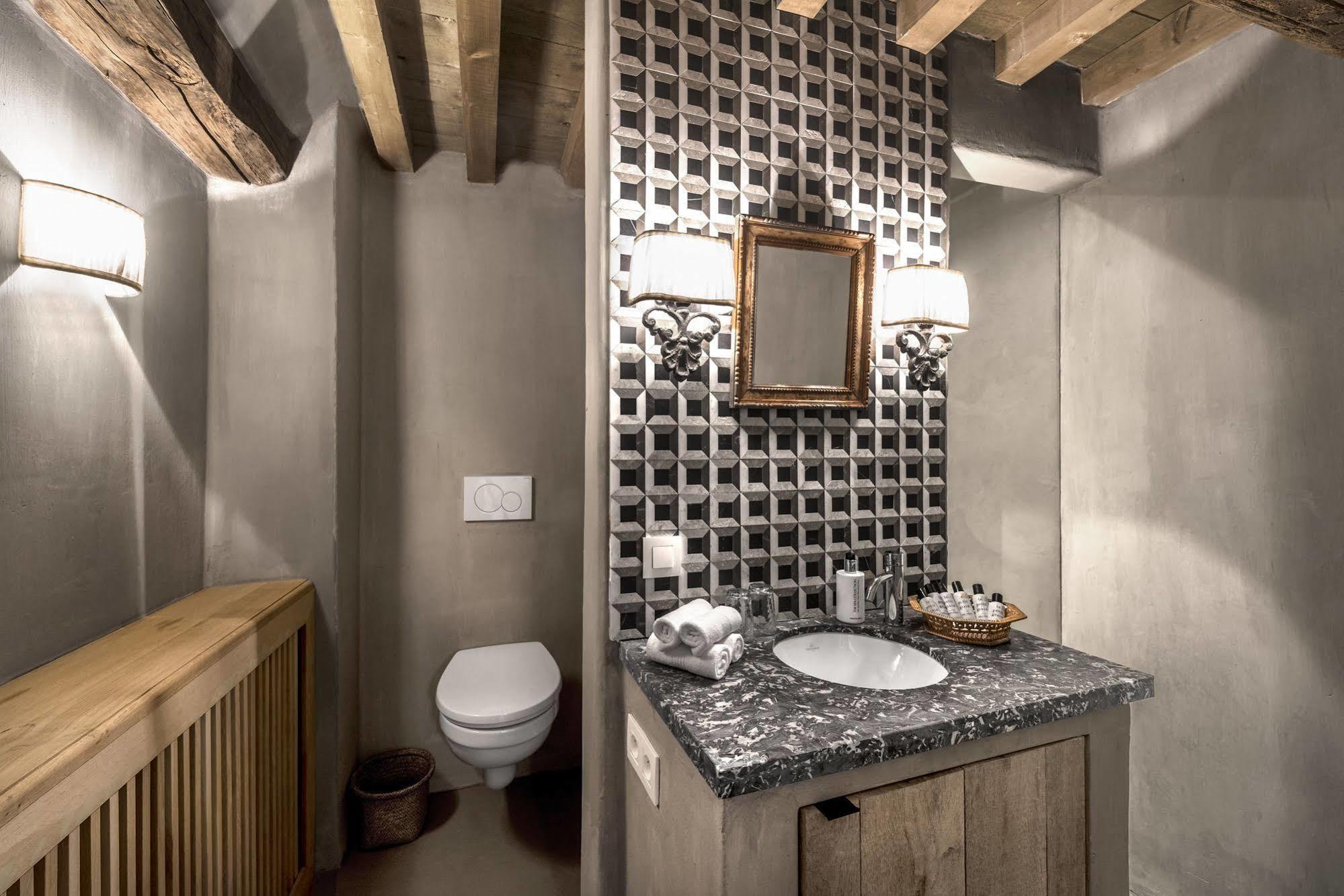 Hign-End Getaway In Heart Of Medieval Bruges - Katelijne Exterior photo